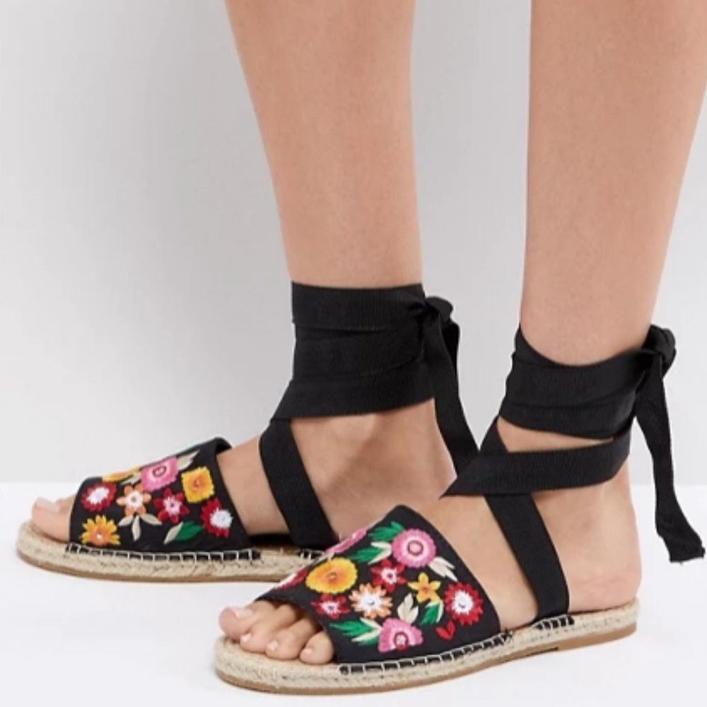 NWOT ASOS Embroidery Espadrille Sandals
